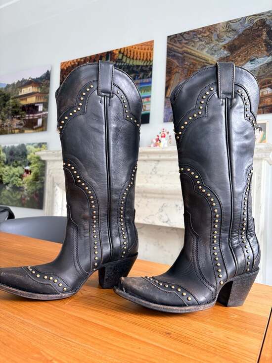 Idyllwind Shoes - Miranda Lambert Idyllwind Black Distressed Cowgirl Boots Ladies size 6.5 B